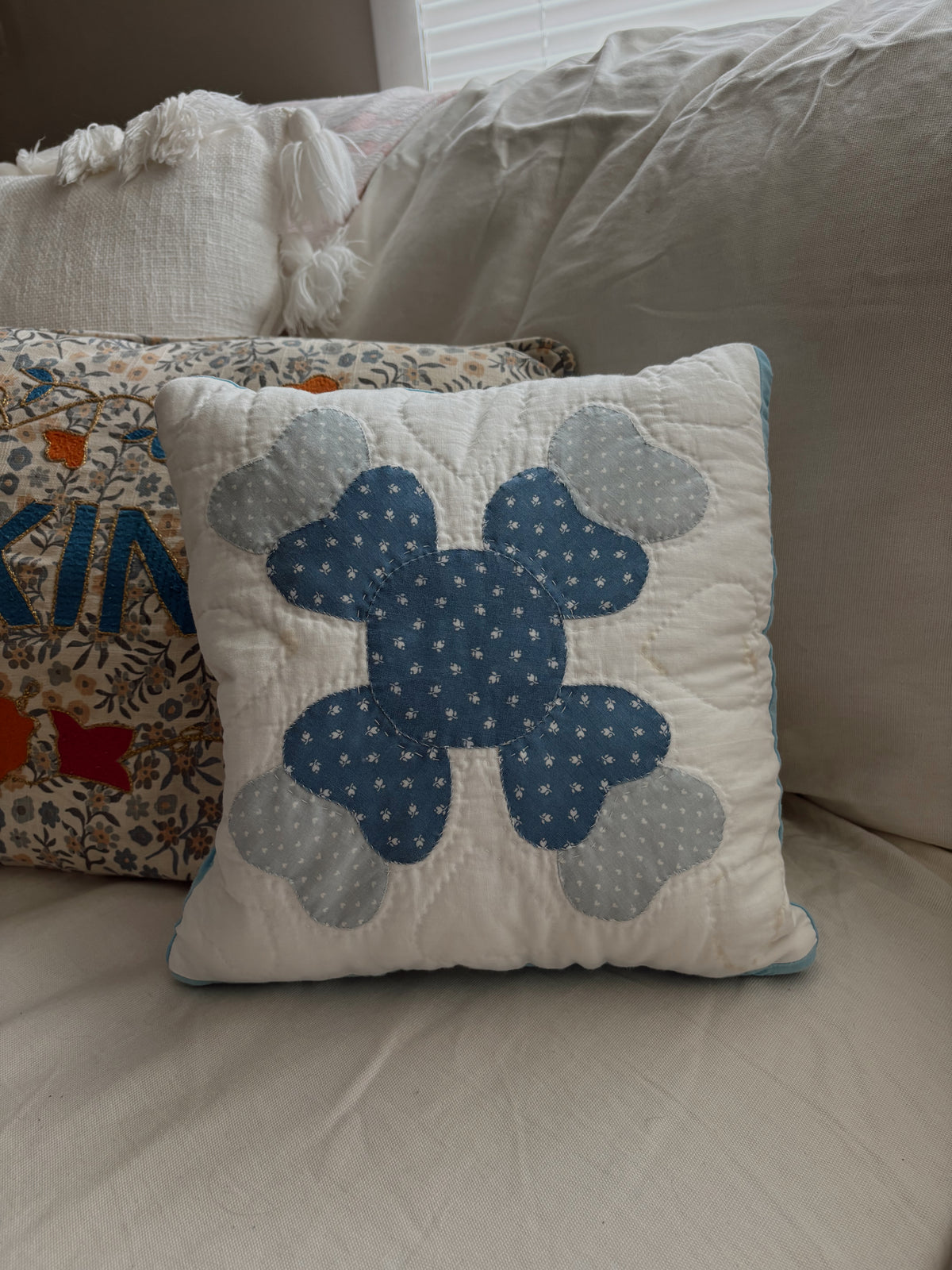 dresden plate pillow